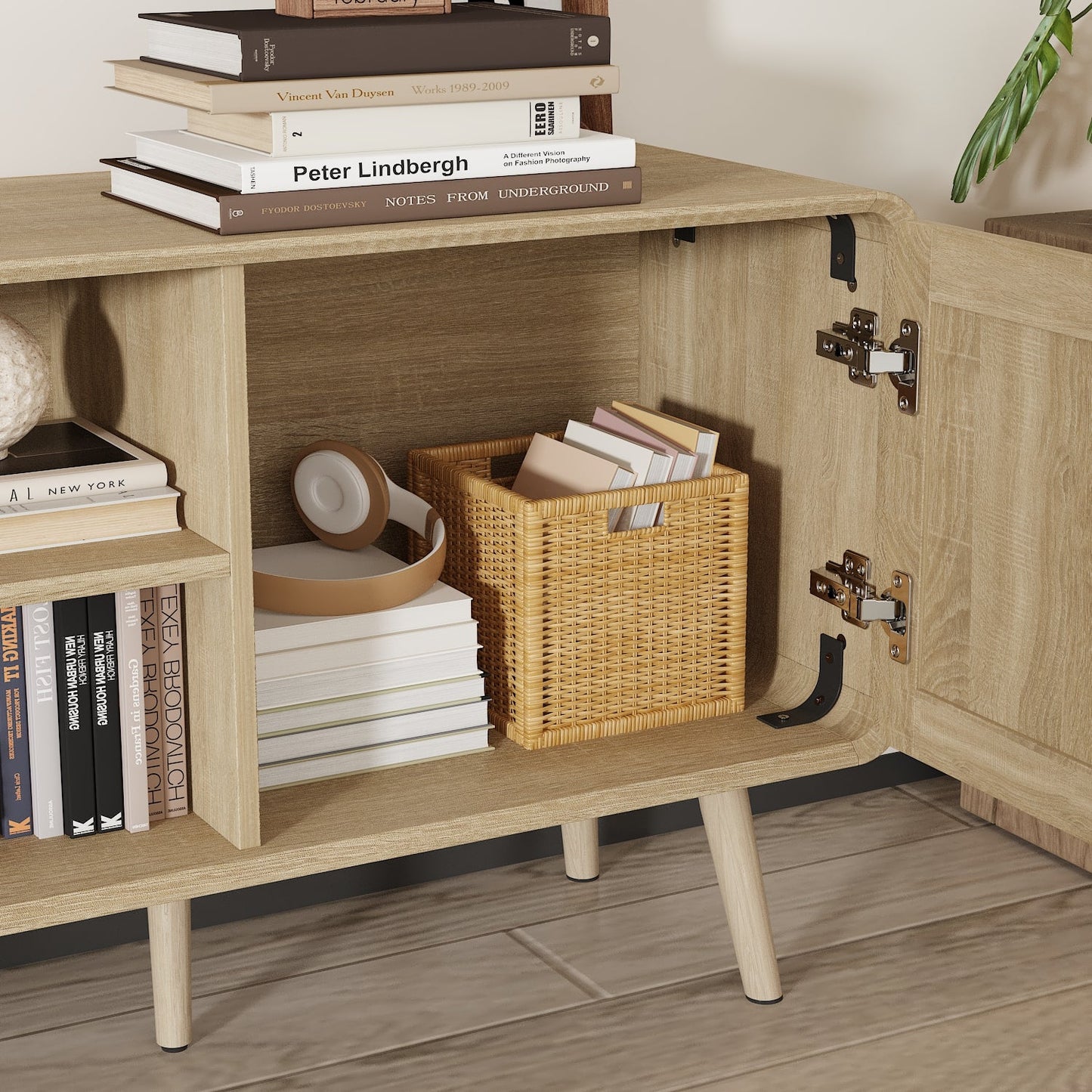 Meuble TV/console multimédia de 70,9 pouces de large avec 2 étagères ouvertes et portes en rotin