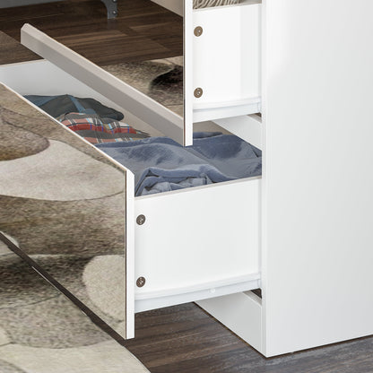 Armoire en bois massif et en panneaux de particules