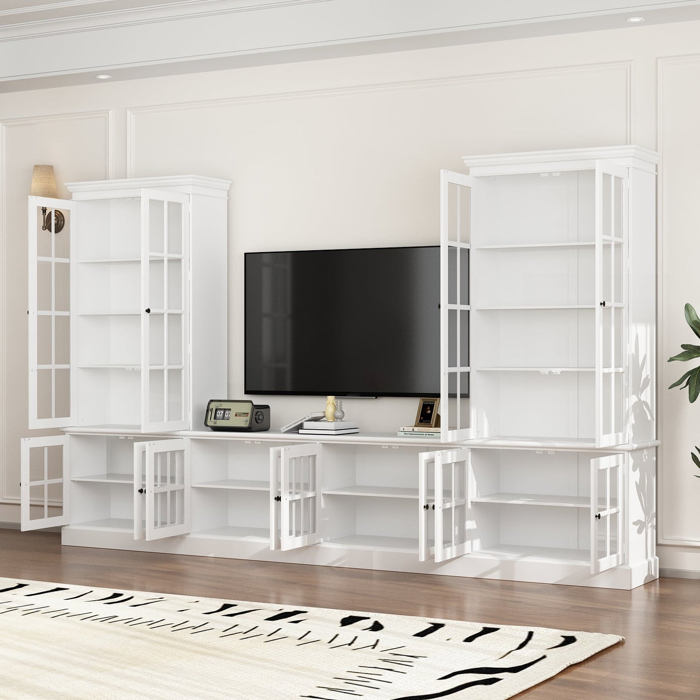 Meuble TV de 125 pouces de large avec armoires de rangement et portes vitrées