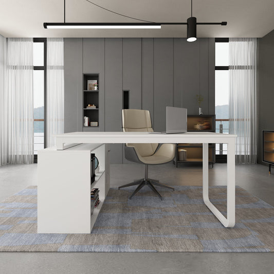 Bureau d'angle pour ordinateur avec grand espace de rangement, idéal pour un bureau à domicile.