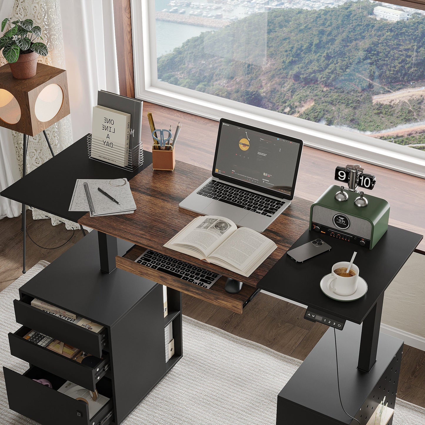 Bureau électrique moderne à hauteur réglable avec deux modules de rangement et un panneau perforé organisateur