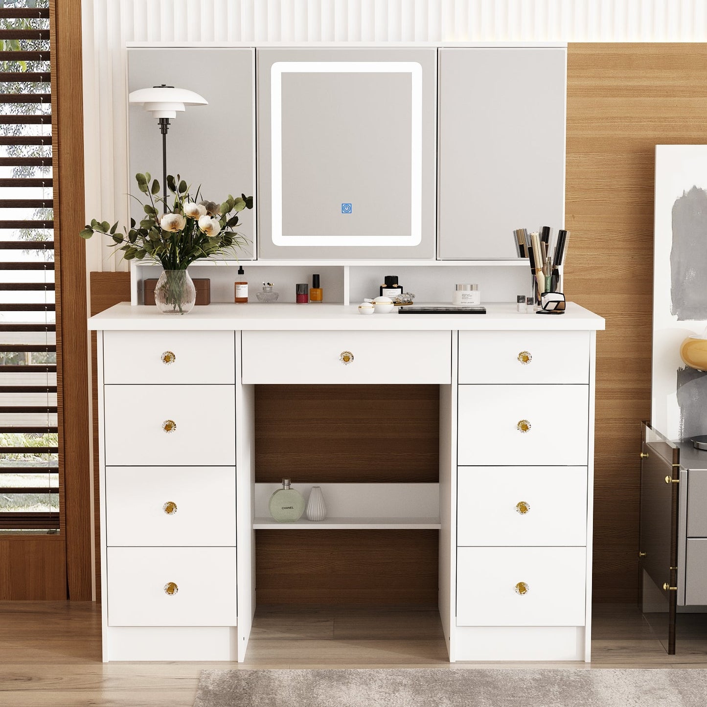 Coiffeuse avec miroir et lampe