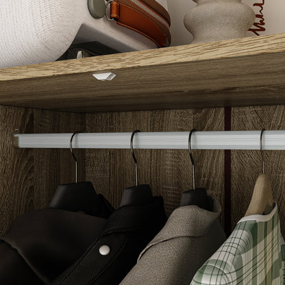 Armoire de style rustique avec 4 portes tressées en vigne