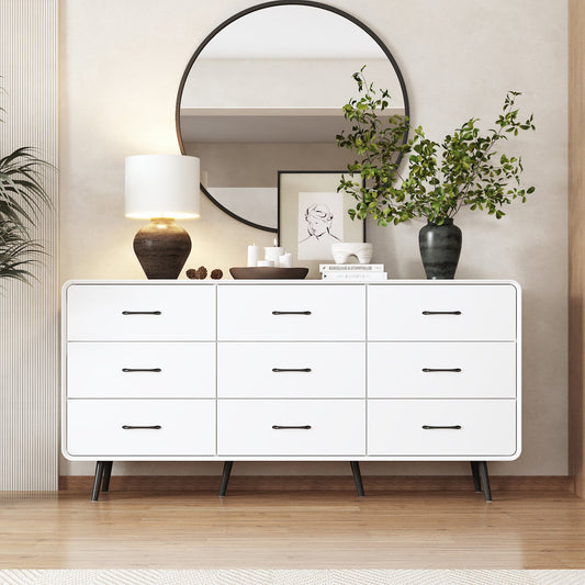 Commode à neuf tiroirs avec pieds en métal