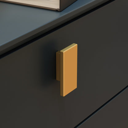 Table de chevet noire avec pieds en métal doré et 3 tiroirs