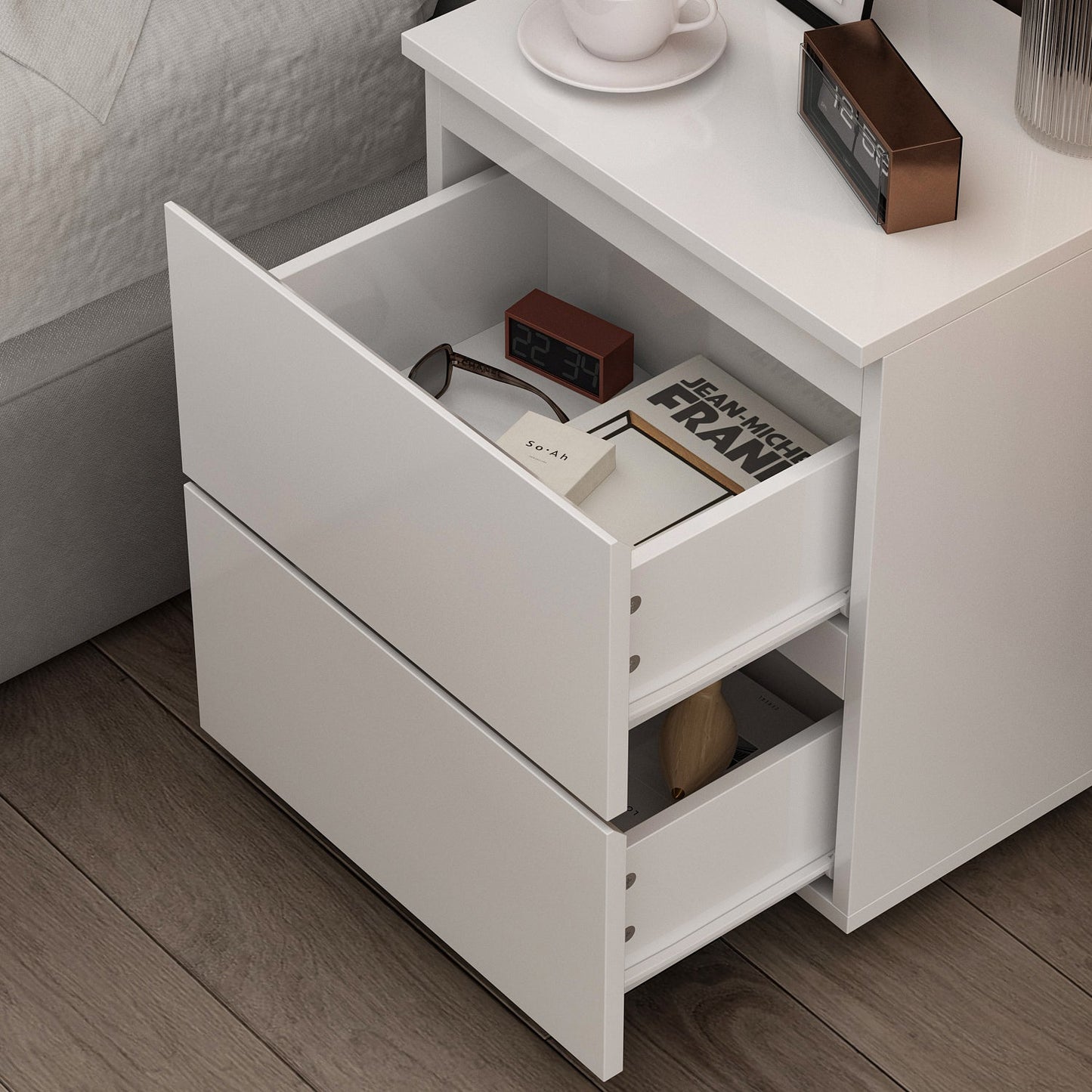 Commode à 2 tiroirs, buffet, table de chevet dans la chambre 