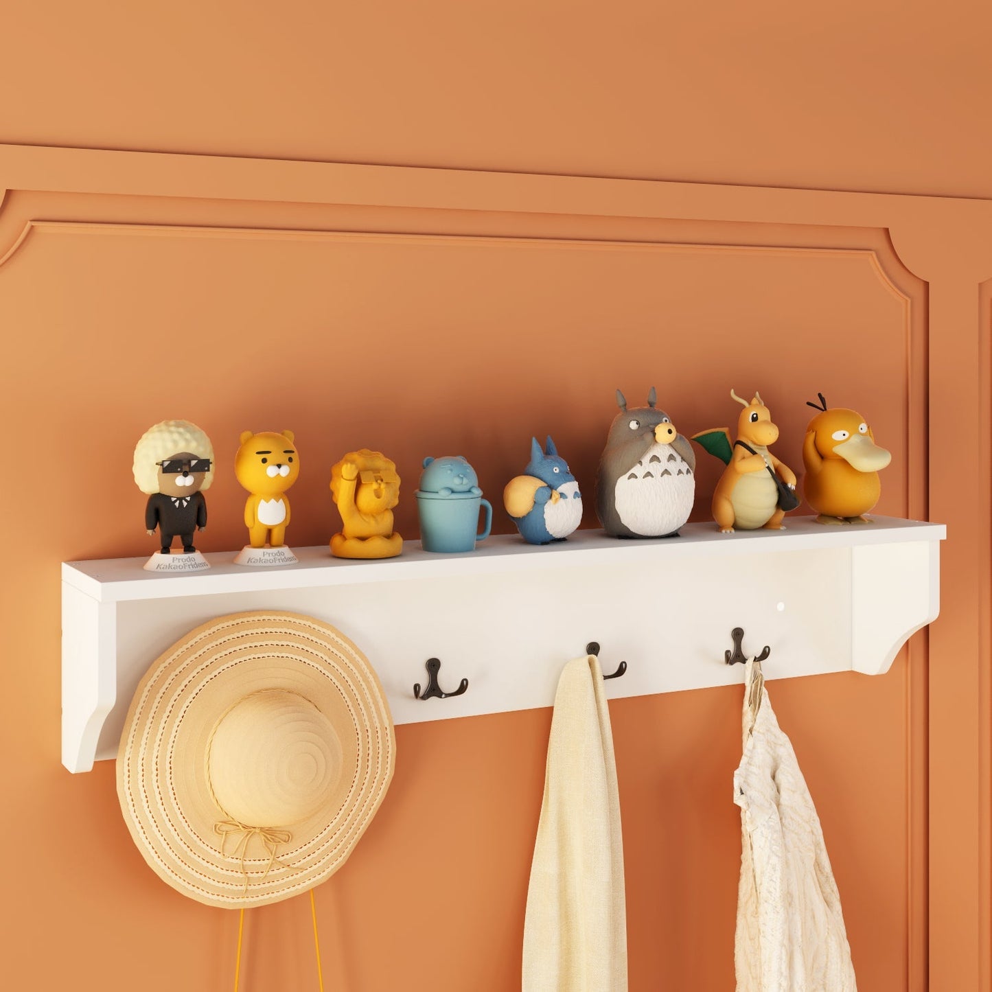 Meuble d'entrée avec étagère, rangement à chaussures et armoire à manteaux.