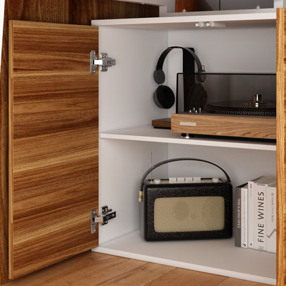 Bureau d'angle en forme de L avec tiroirs, finition bois brun.