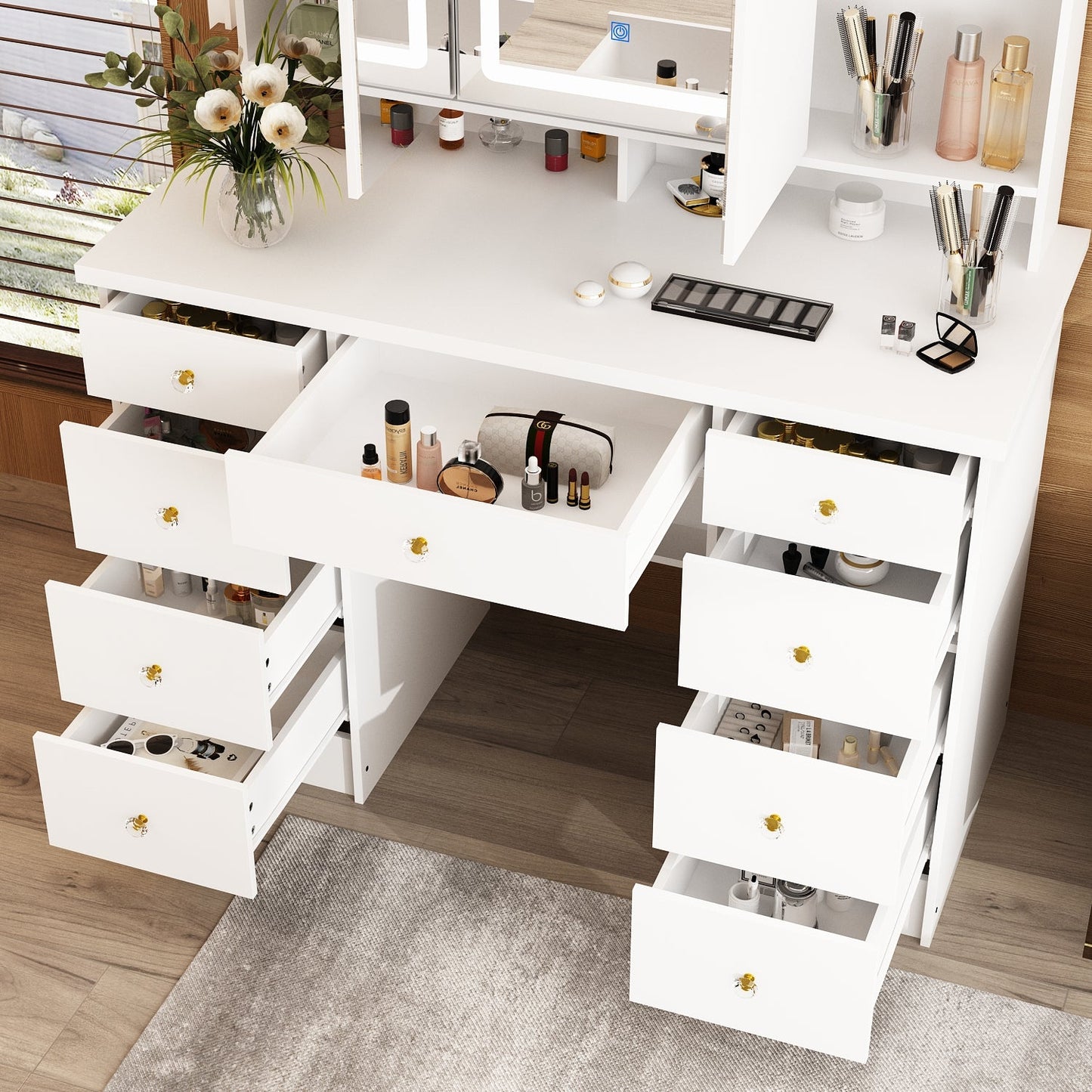 Coiffeuse avec miroir et lampe