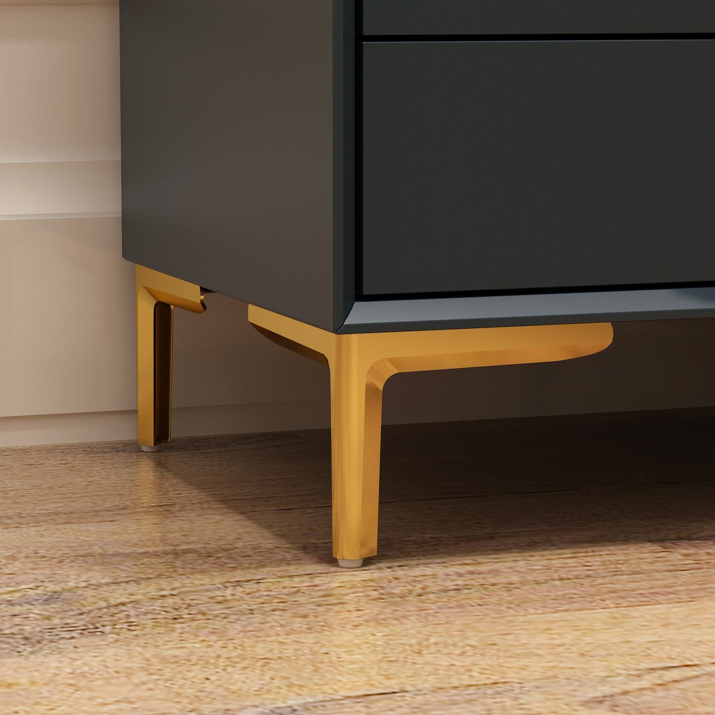 Table de chevet noire avec pieds en métal doré et 3 tiroirs