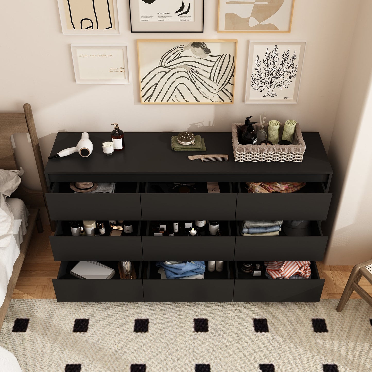 Buffet large à trois tiroirs avec rangement et 9 tiroirs