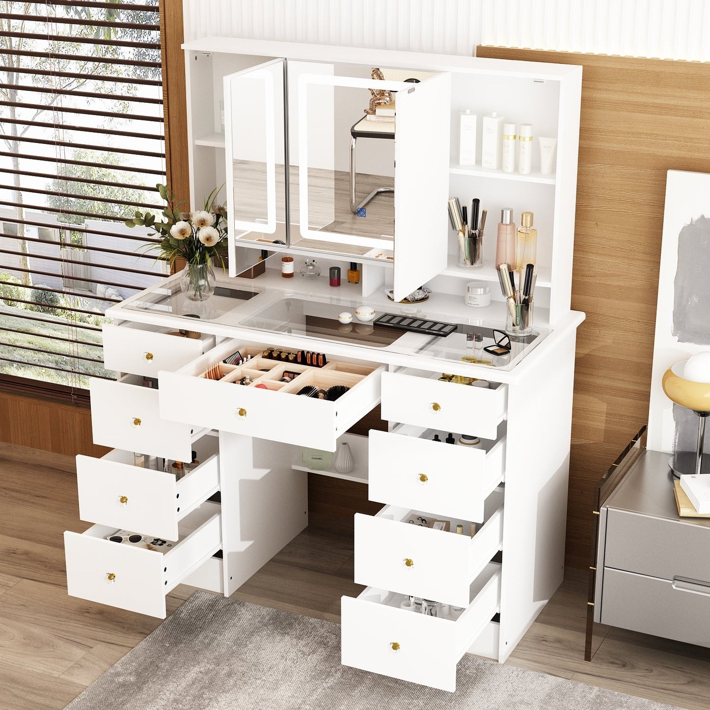 Coiffeuse avec miroir et lampe