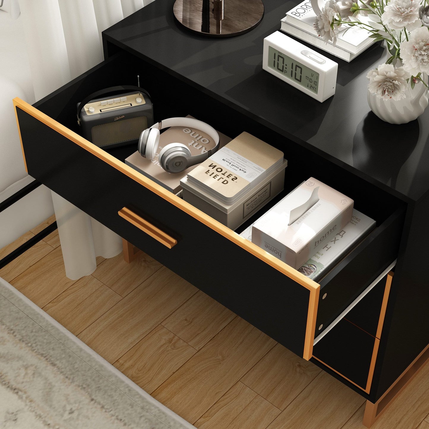 Table de chevet à 3 tiroirs avec pieds en métal