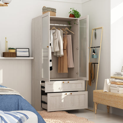 Armoire en bois massif et en panneaux de particules