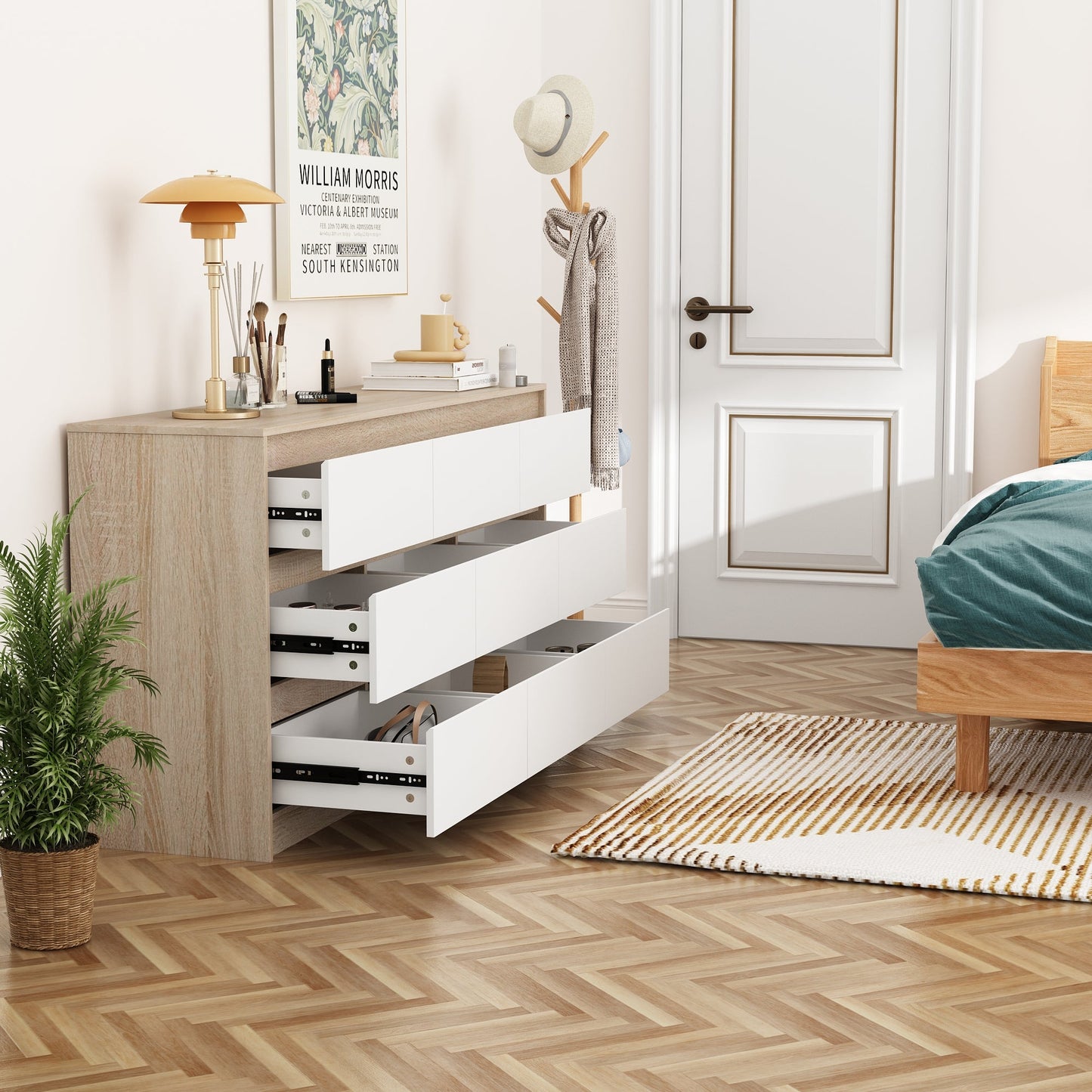 Buffet large à trois tiroirs avec rangement et 9 tiroirs